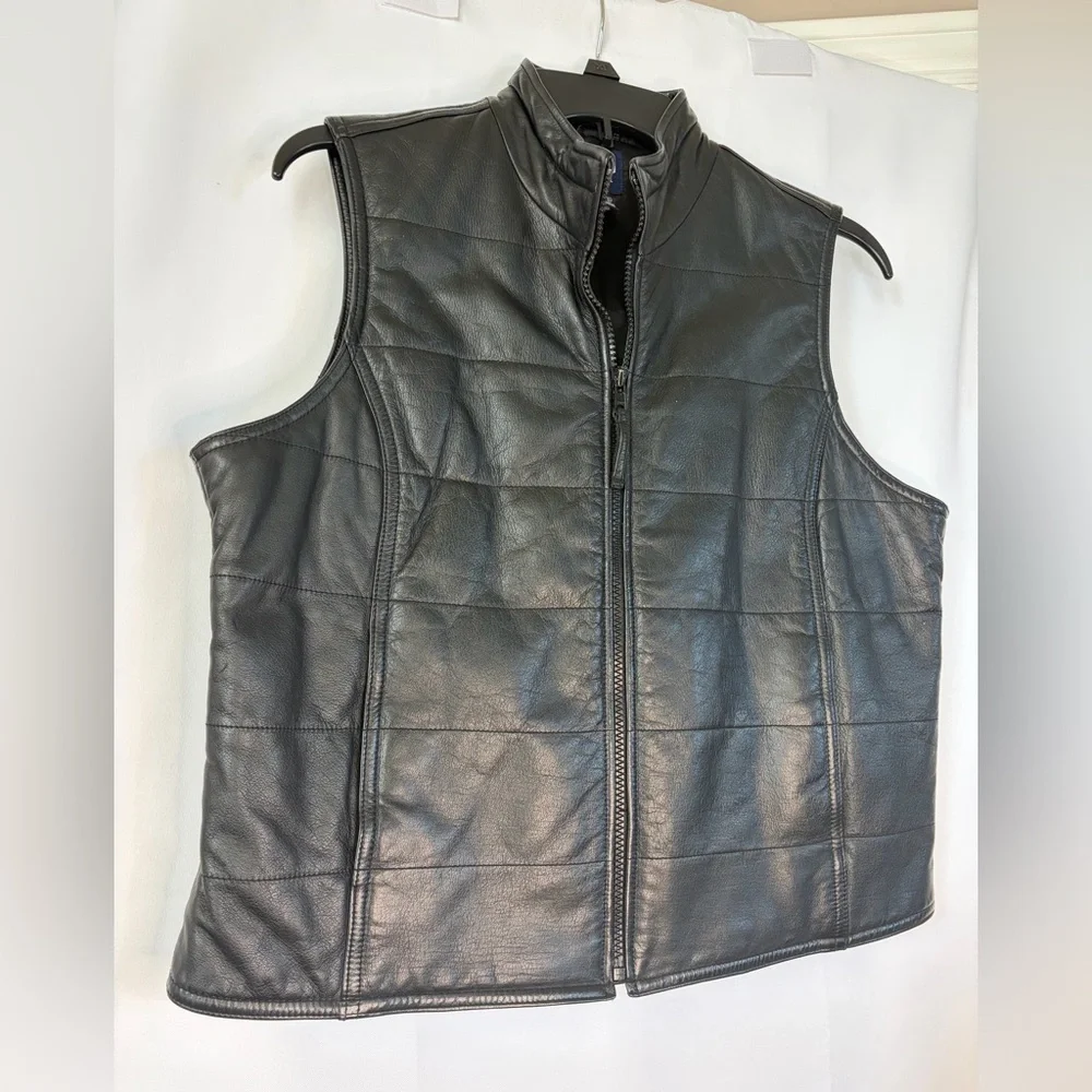 Gap Black Leather quilted zipped vest Vintage Y2K size‎ medium